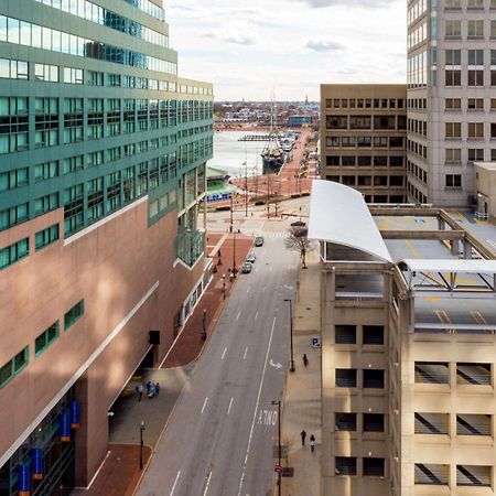 Comfort Inn & Suites Baltimore Inner Harbor Exterior photo